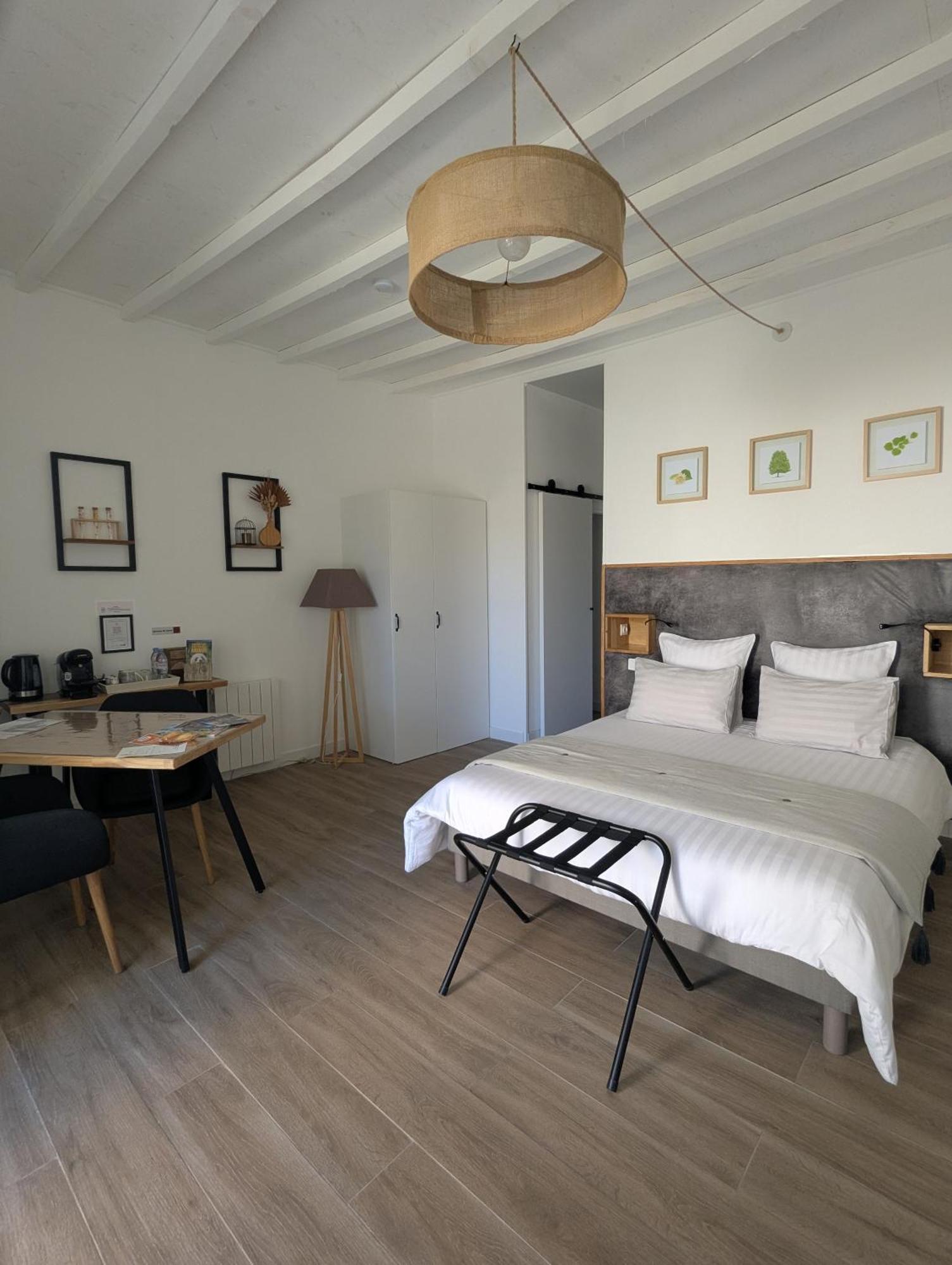 Hotel Au Cocon de Sologne Soings-en-Sologne Habitación foto